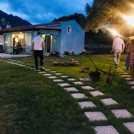 Nina E Lu Entu Di Supra Kır Evi